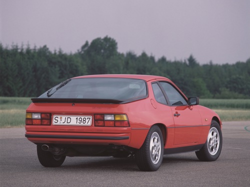 Rear view of Porsche 924.jpg