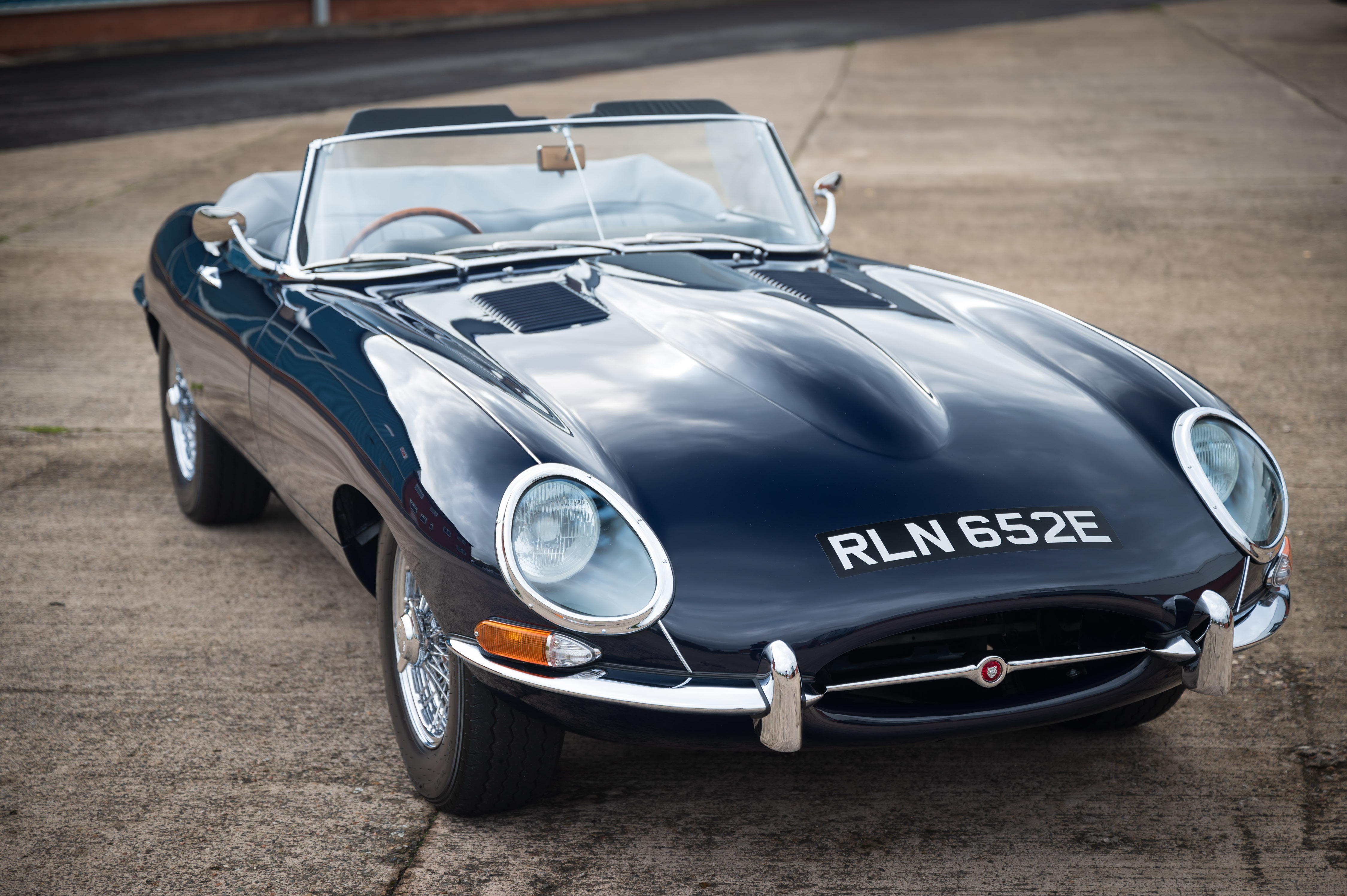 Jaguar E-type