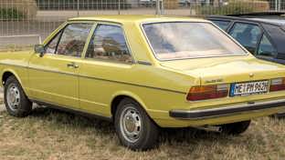 Yellow audi 80