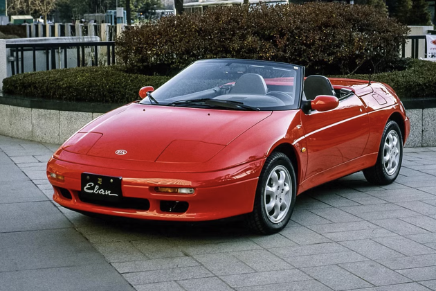 1989-to-1995-red-kia-elan-m100-top-retracted