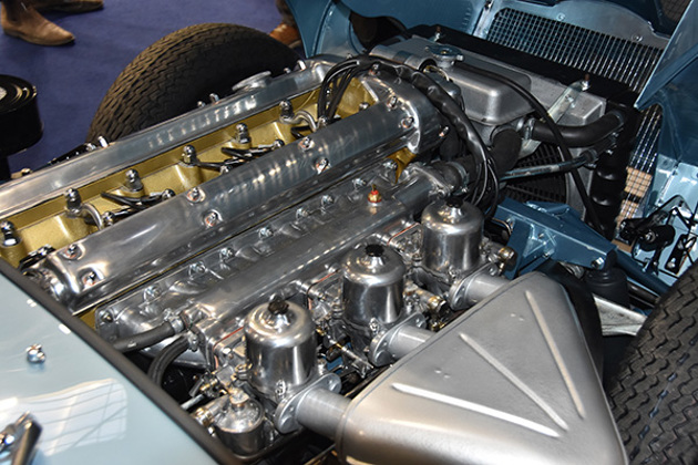 opalescent-silver-blue-jaguar-e-type-engine-nec-show