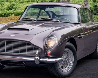 Aston Martin 