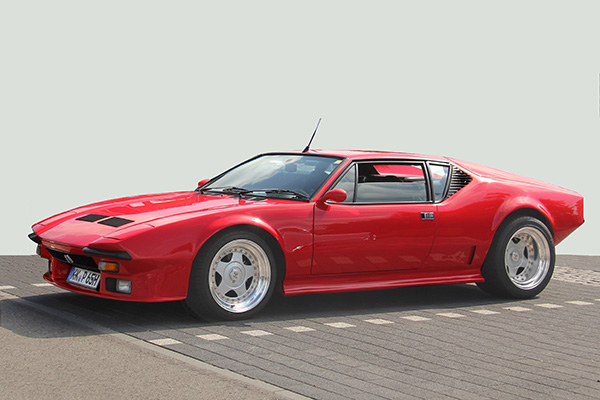 Red 1971 to 1992 De Tomaso Pantera