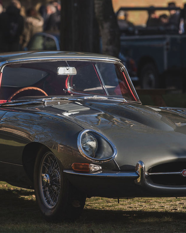 hero_classic_car.jpg