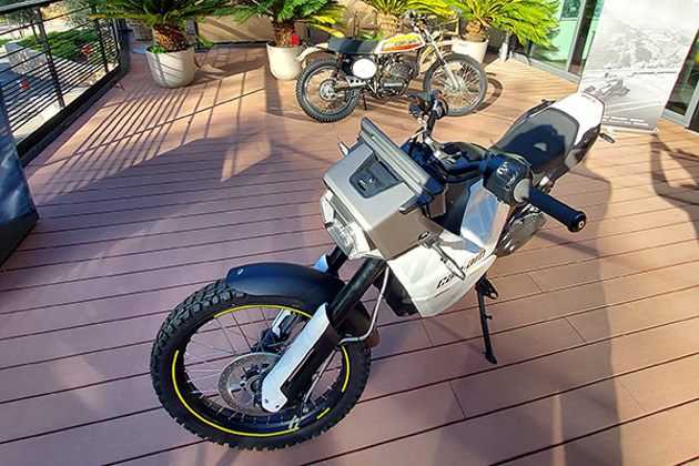 can-am-electric-prototype-on-a-modern-buildings-balcony